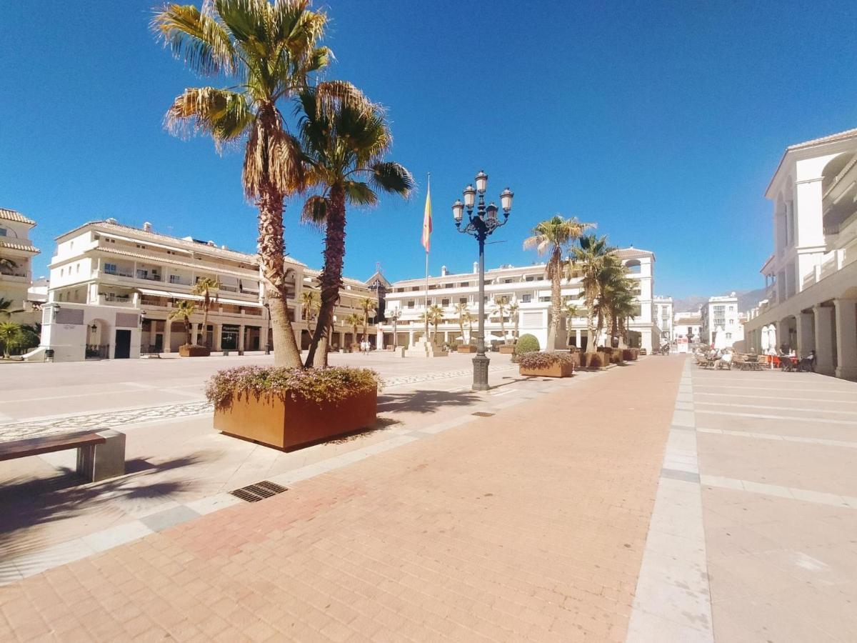 Sun Bronce B Centro Nerja