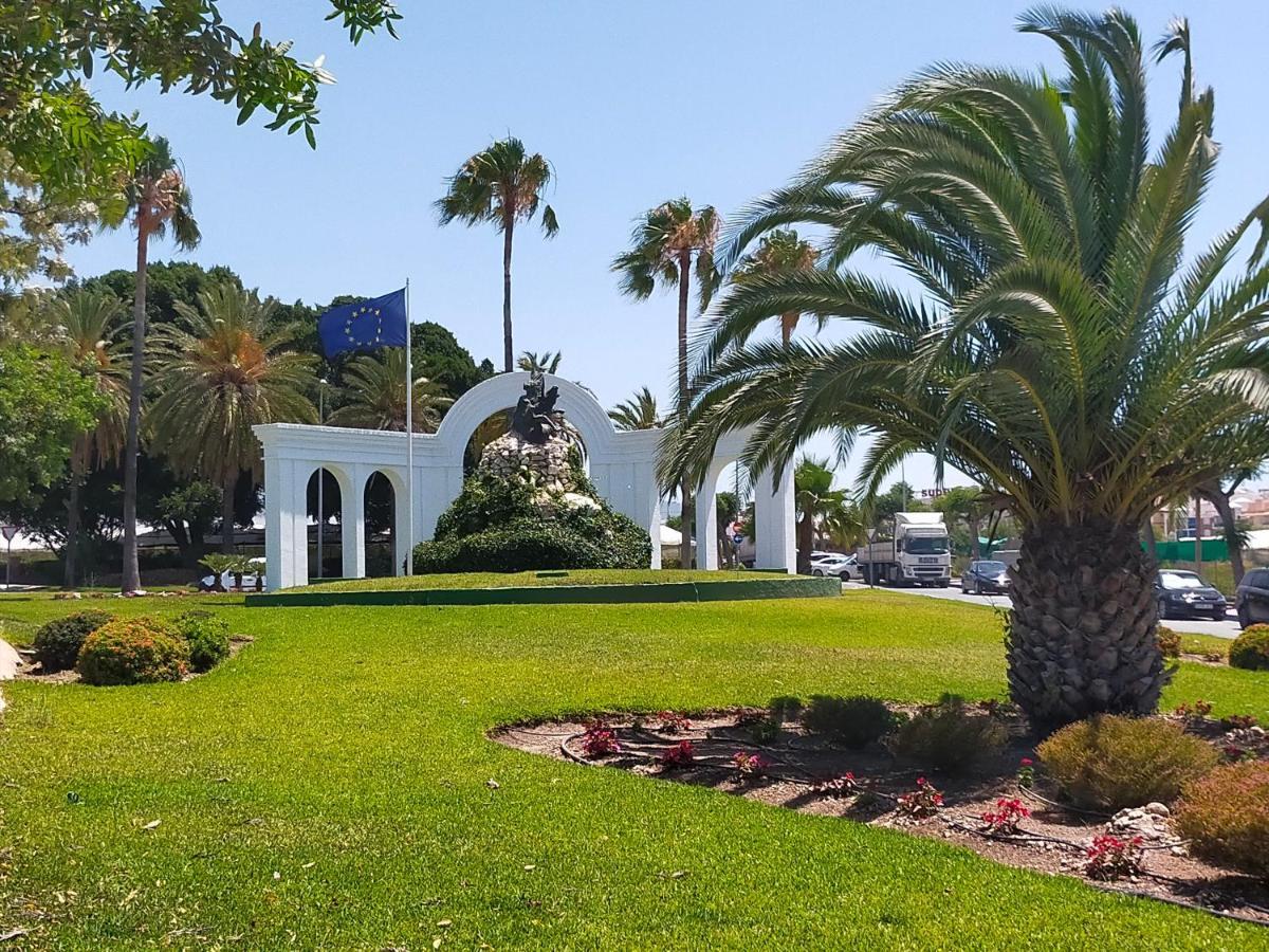 Sun Bronce B Centro Apartment Nerja
